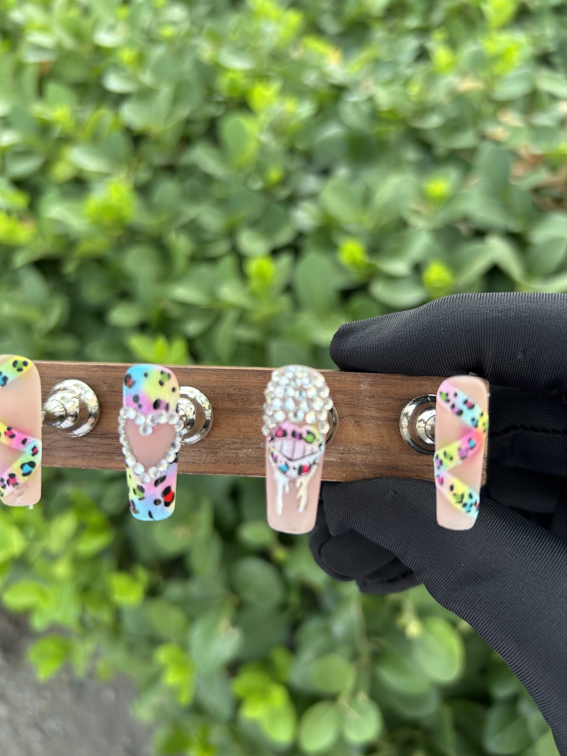 17 Rainbow Leopard Print Bling Hand‑Painted Press‑On Nails — image 4