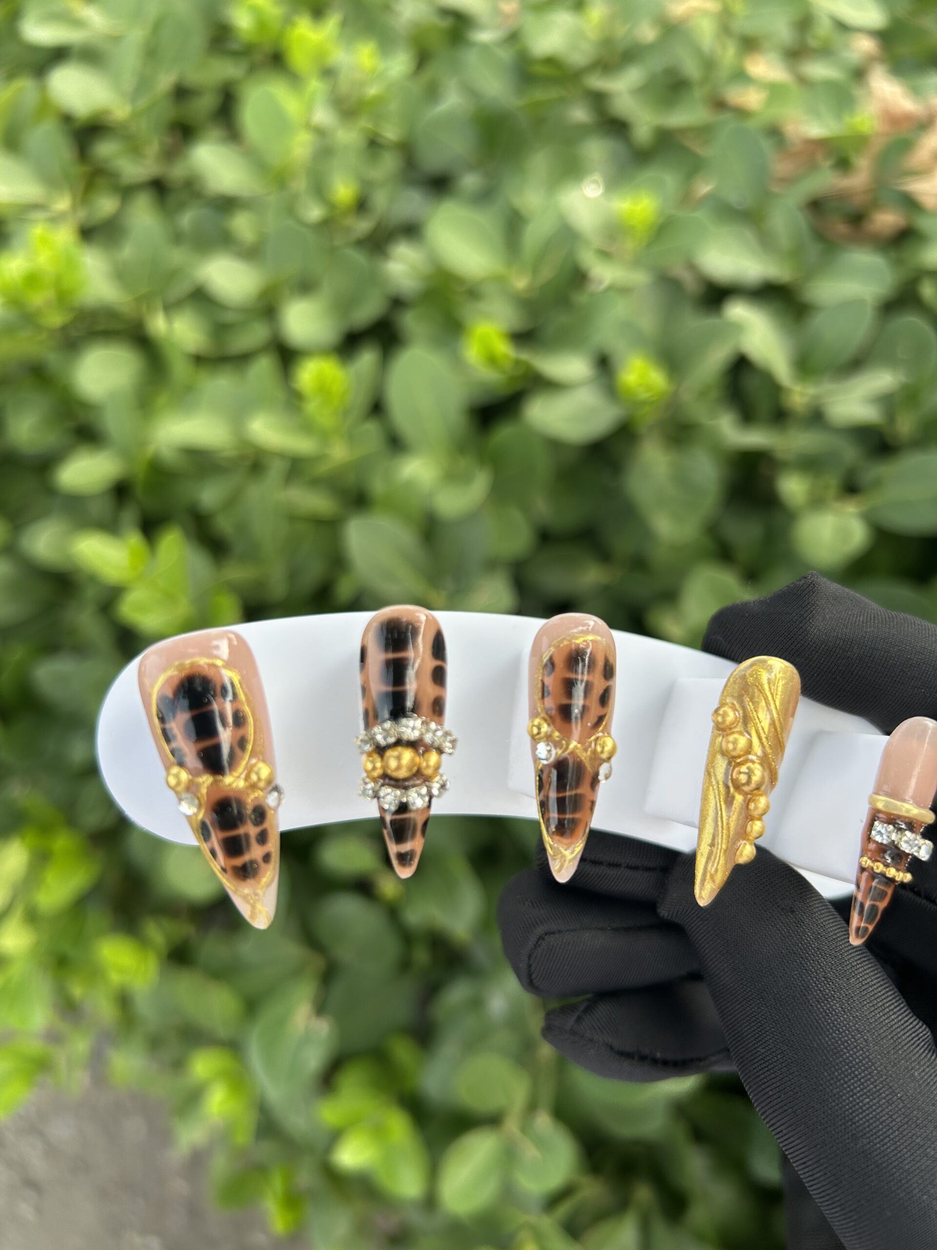 49 Vintage Gold Croc — image 2