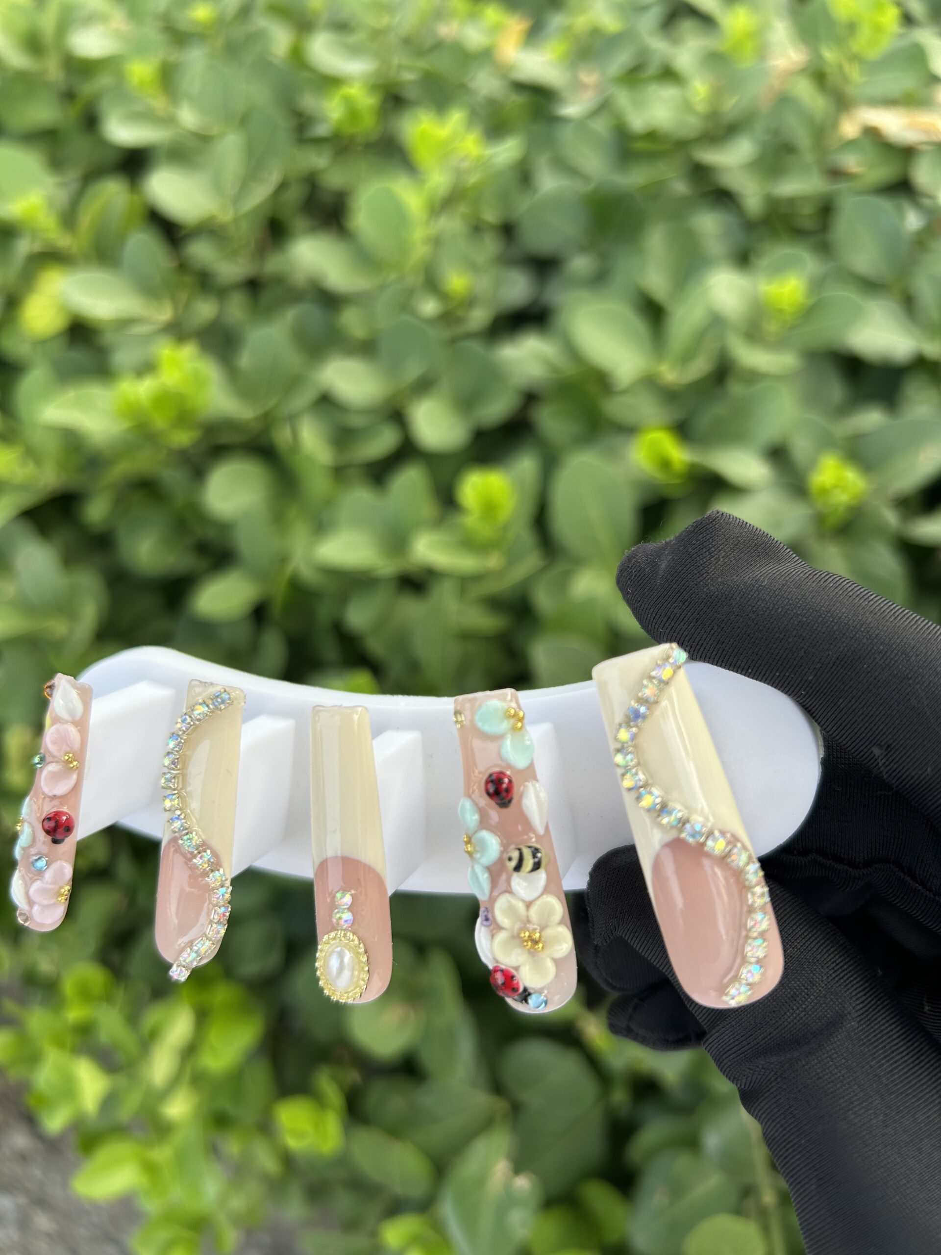 69 Garden Bug Press‑on Nails — image 4