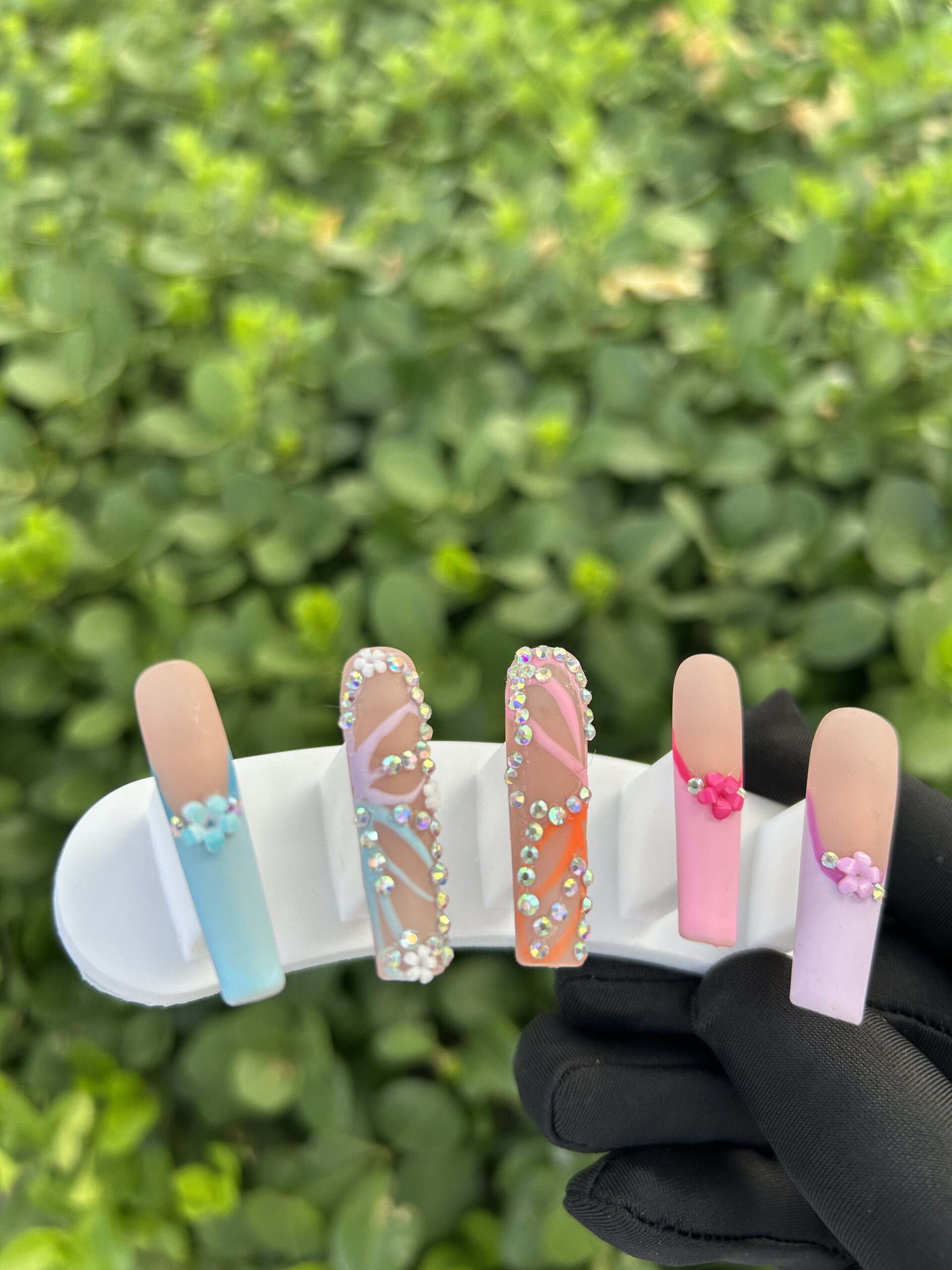 75 Macaron 3D Flower Rhinestone Press‑on Nails — image 3