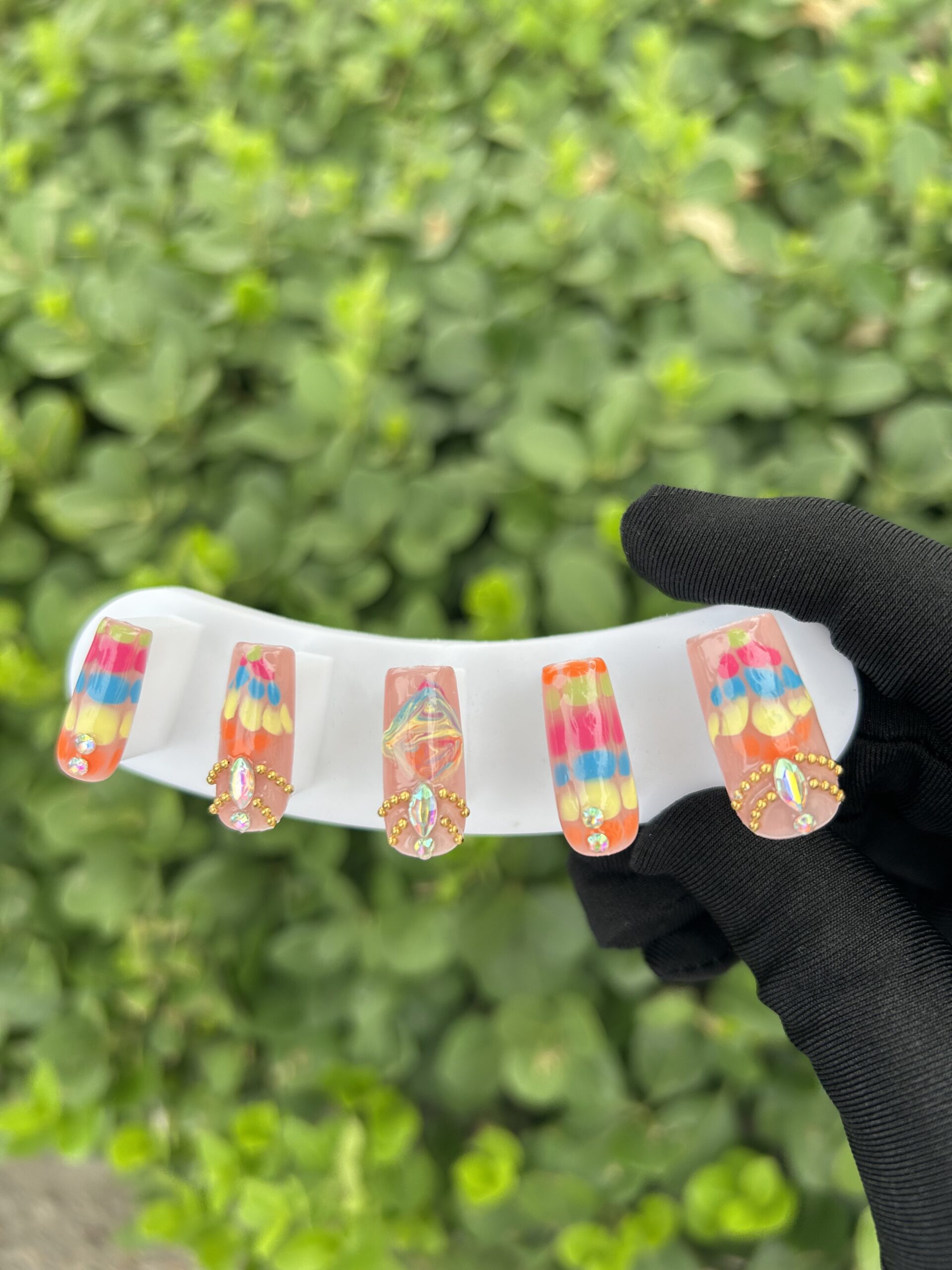 101 Macaron Rainbow Hand‑Painted Gold Chain AB Rhinestone Press‑on Nails — image 3